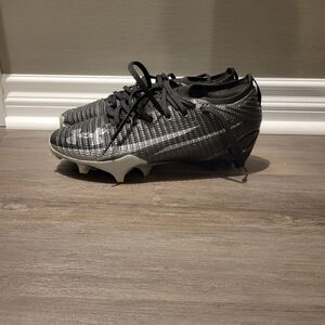 Under Armour Black and Gray Athletic Cleats